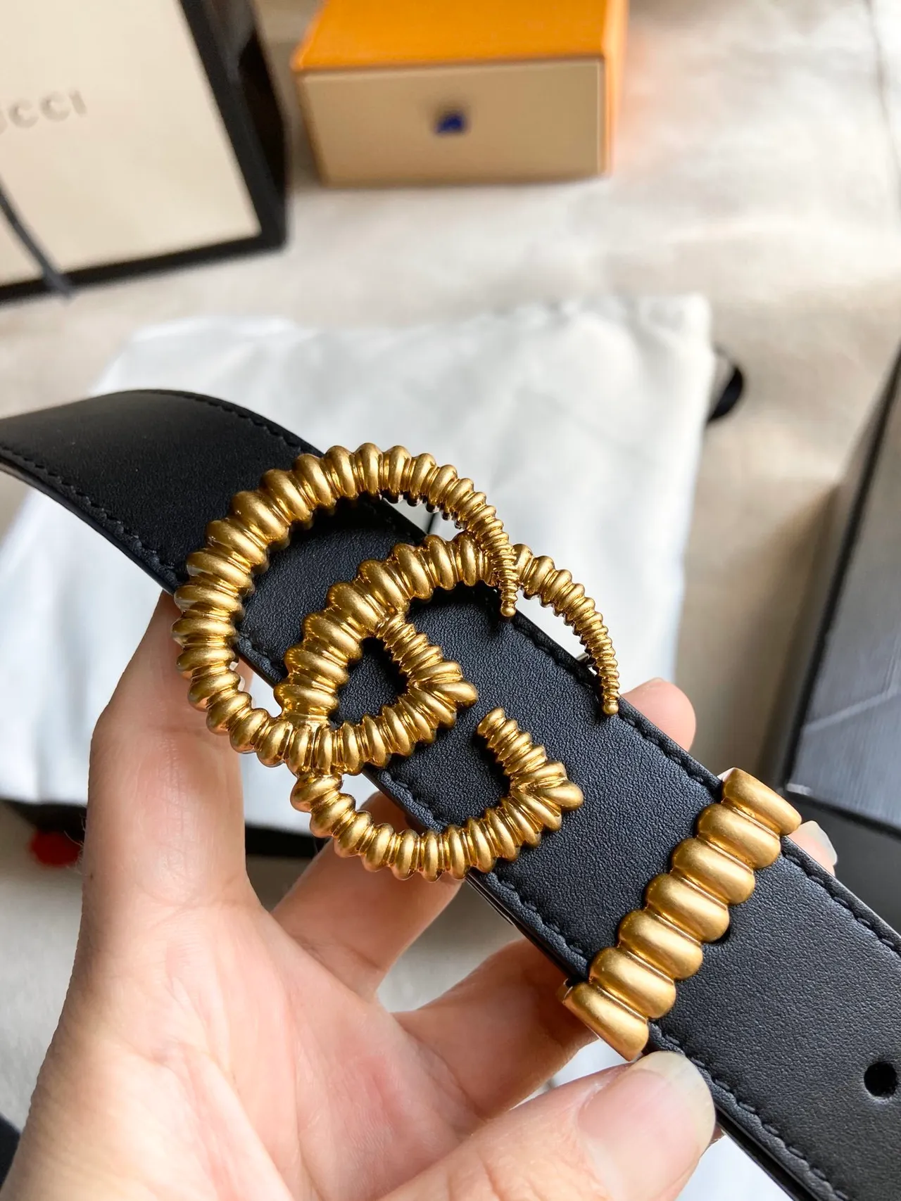Gucci GG Marmont Ribbed Gold-Tone Double G Black Leather Belt 5