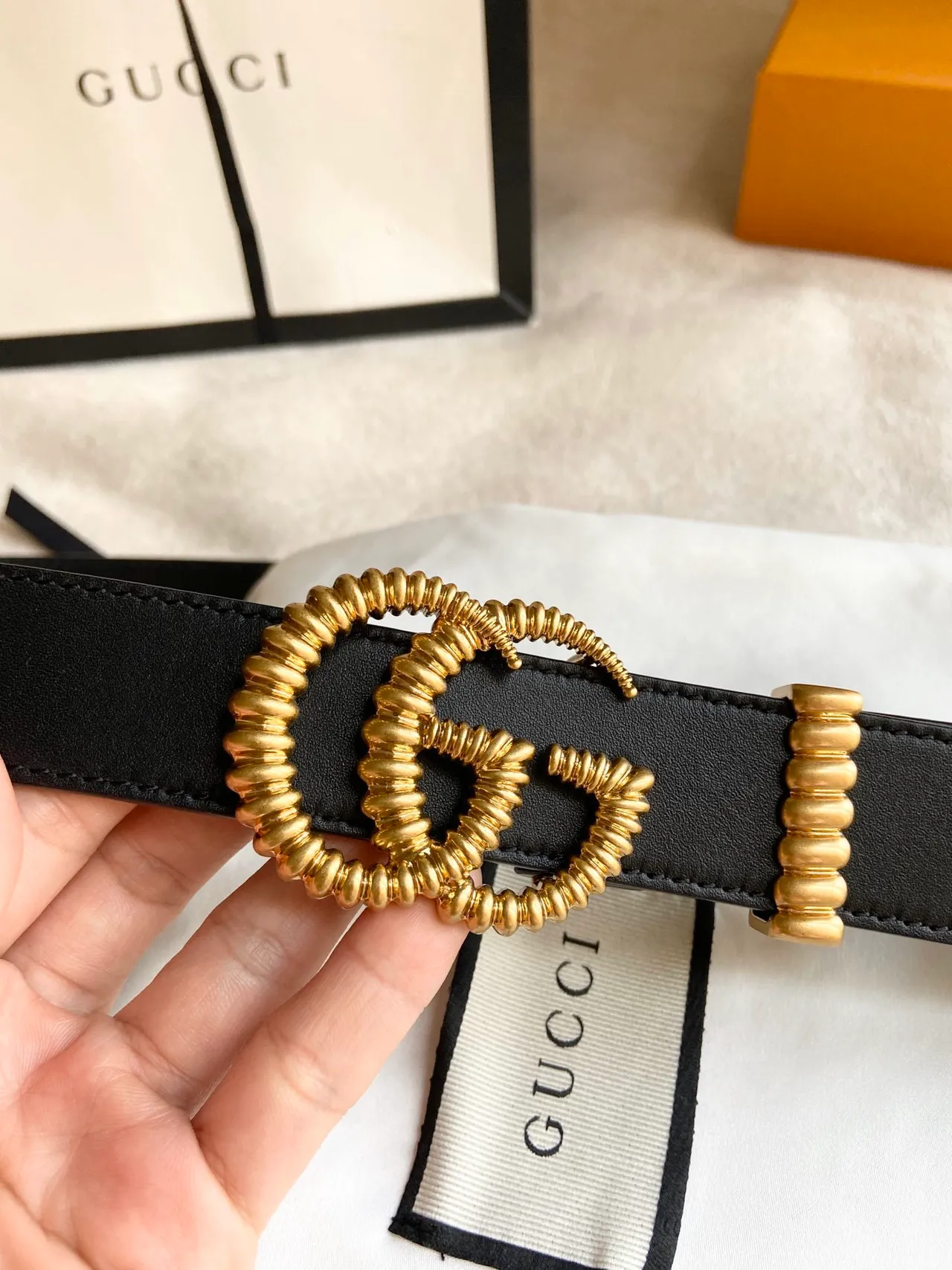 Gucci GG Marmont Ribbed Gold-Tone Double G Black Leather Belt 6