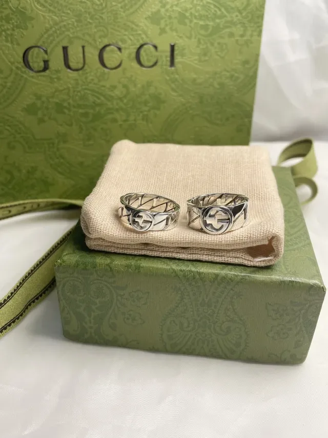 Gucci GG Marmont Plata Beige Interlocking G Logo Anillo Geometric Lattice Band 3