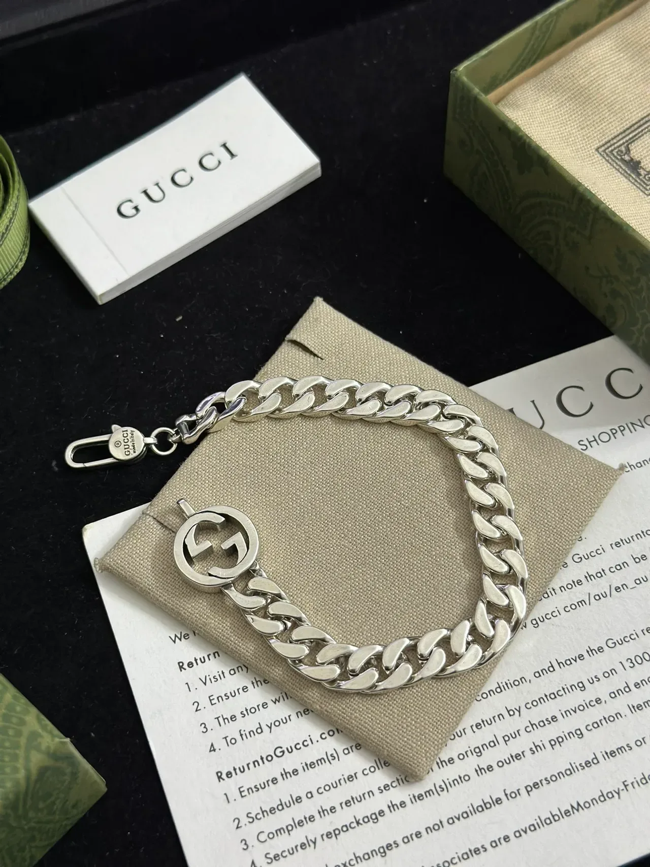 Gucci GG Marmont Silver Chunky Curb Chain Interlocking G Logo Clasp Bracelet 3