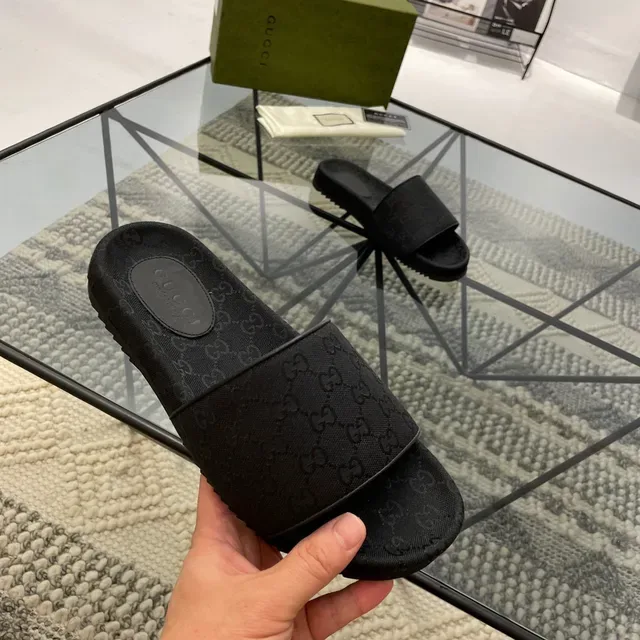 Gucci GG Monogram 黑色拖鞋 6