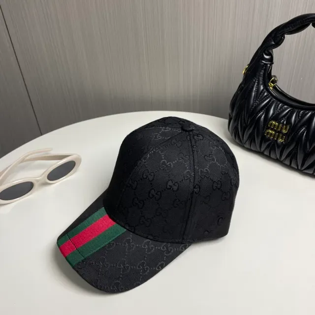 Gucci قبعة بيسبول GG Monogram كانفاس ويب سترايب 7
