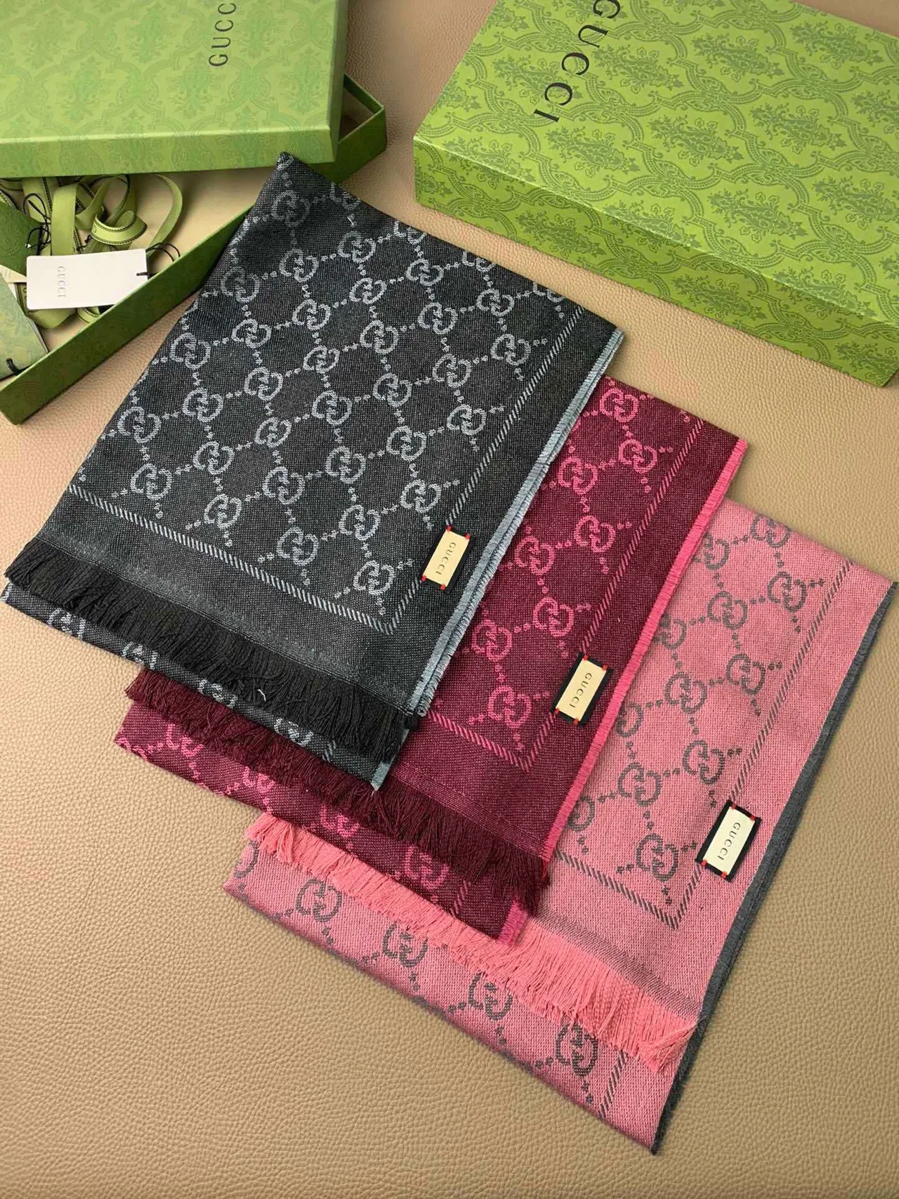 Gucci GG Monogram Gradient Gray Cashmere Scarf 3