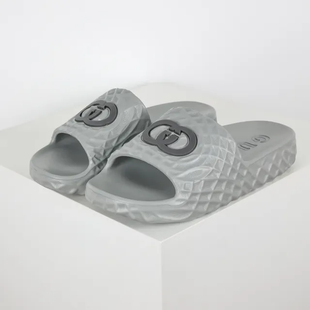 Gucci Gray Molded Rubber Sole Diamond-Quilted Texture Slippers 2