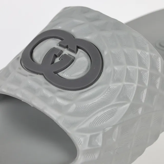 Gucci Gray Molded Rubber Sole Diamond-Quilted Texture Slippers 6