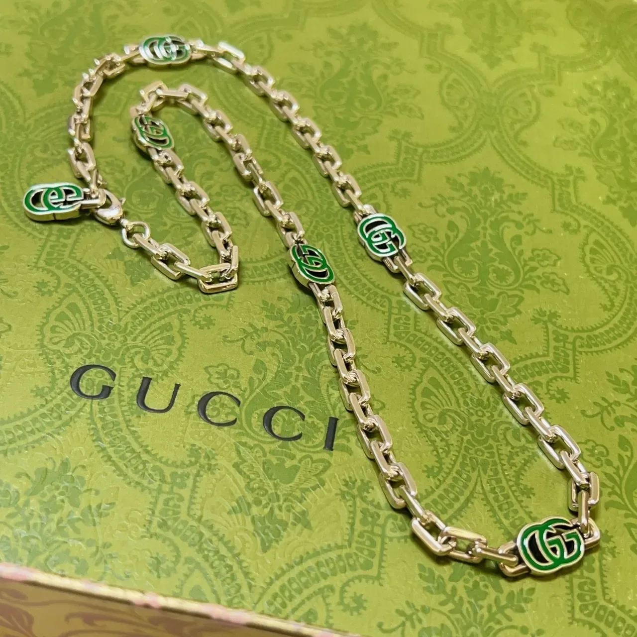 Gucci Green Silver Chain-Link Enamel Double-G Motifs Necklace 9