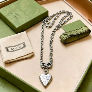 Gucci Heart Silver Green Chain Pendant Necklace