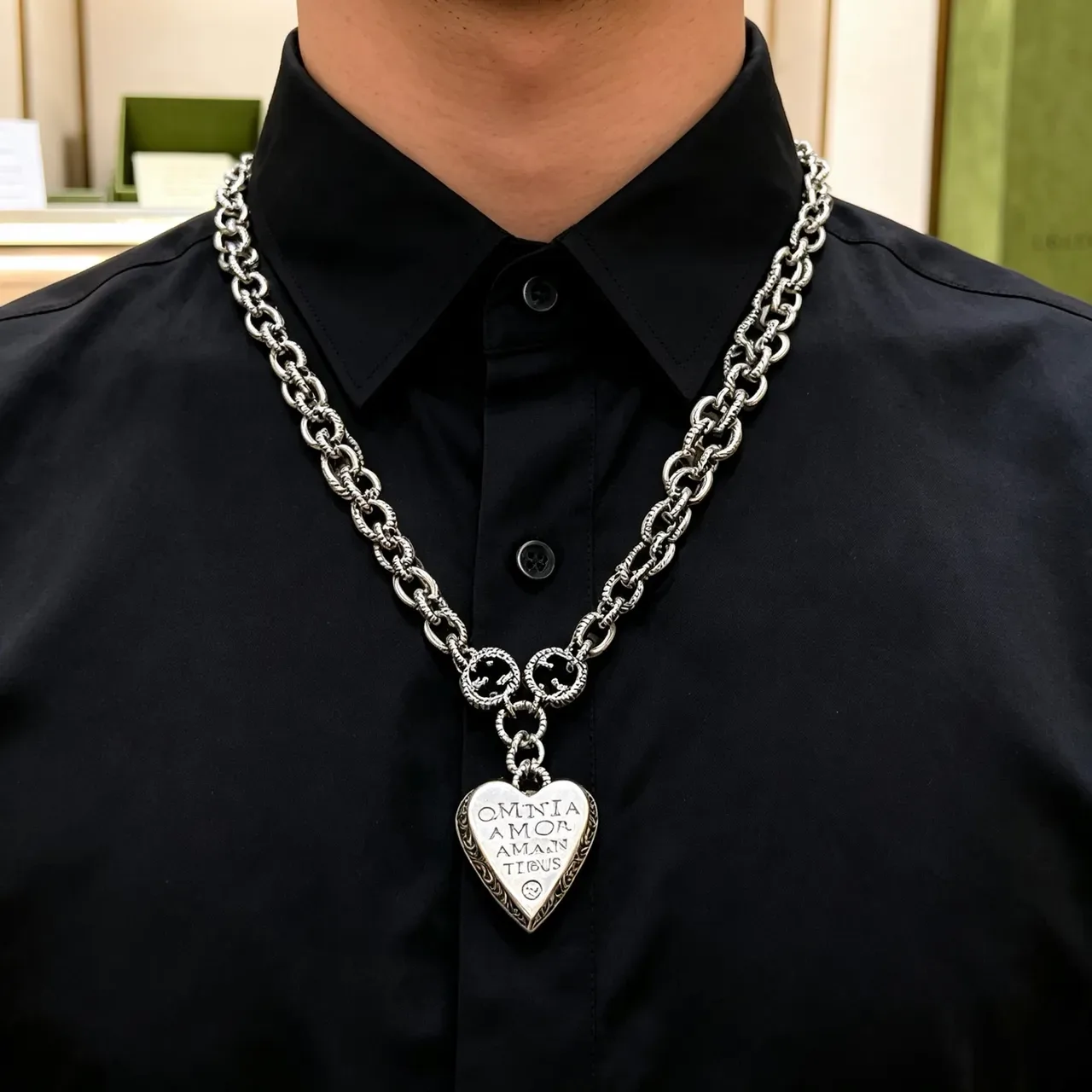 Gucci Heart Silver Green Chain Pendant Necklace 4