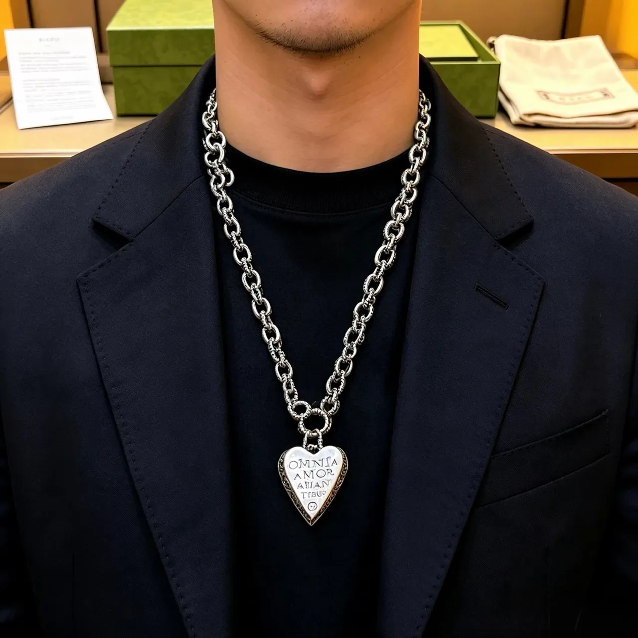Gucci Heart Silver Green Chain Pendant Necklace 7