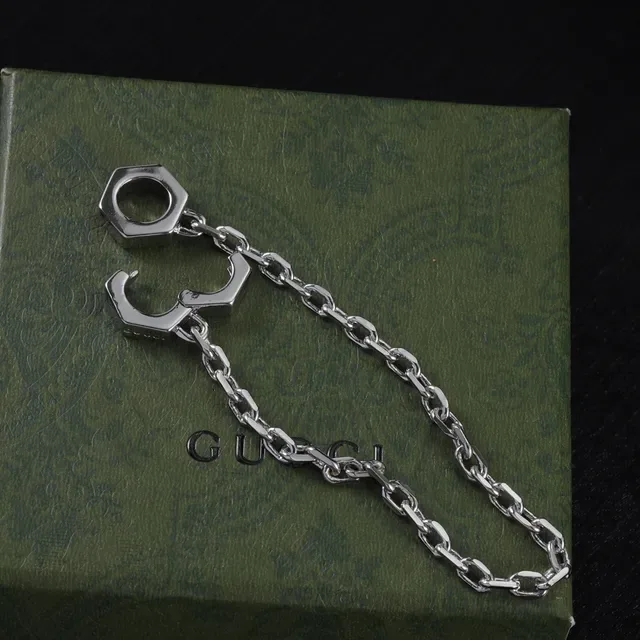 Gucci Hexagon Nut Silver Chain Bracelet 2