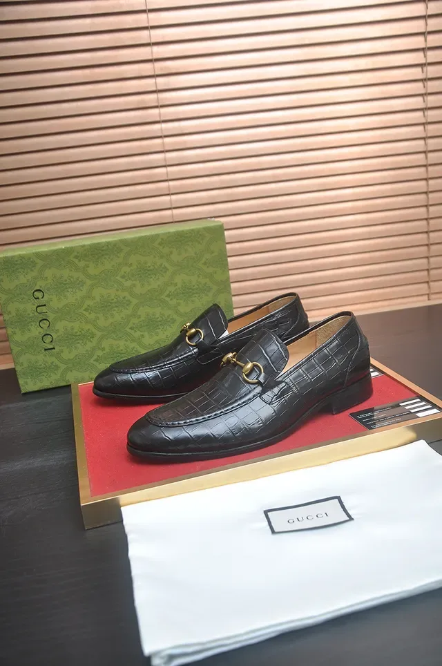 Gucci Horsebit 1955 Black Gold Crocodile-Embossed Leather Buckle Loafer 4