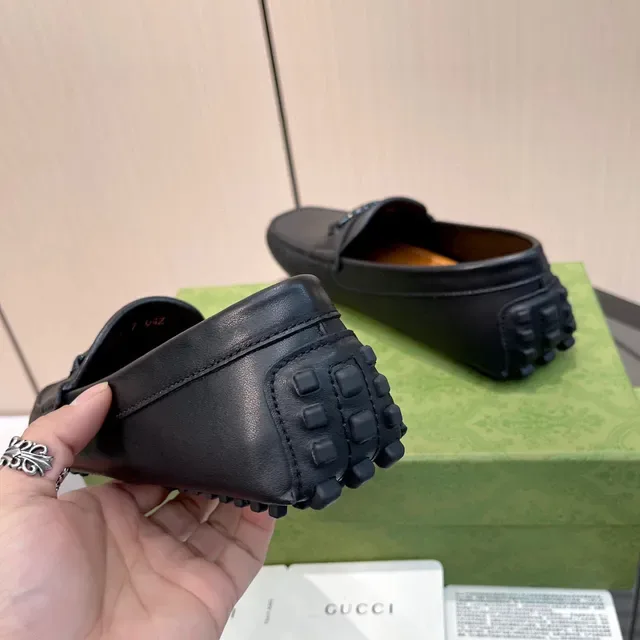 Gucci Horsebit 1955 Mocassins en cuir noir avec boucle Double G 3