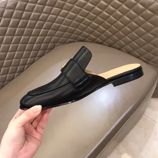 Gucci Horsebit 1955 Black Leather Gold Buckle Loafer 3