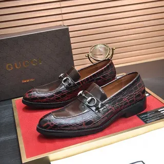 Gucci Horsebit 1955 Crocodile-Embossed Red Crackled Loafers