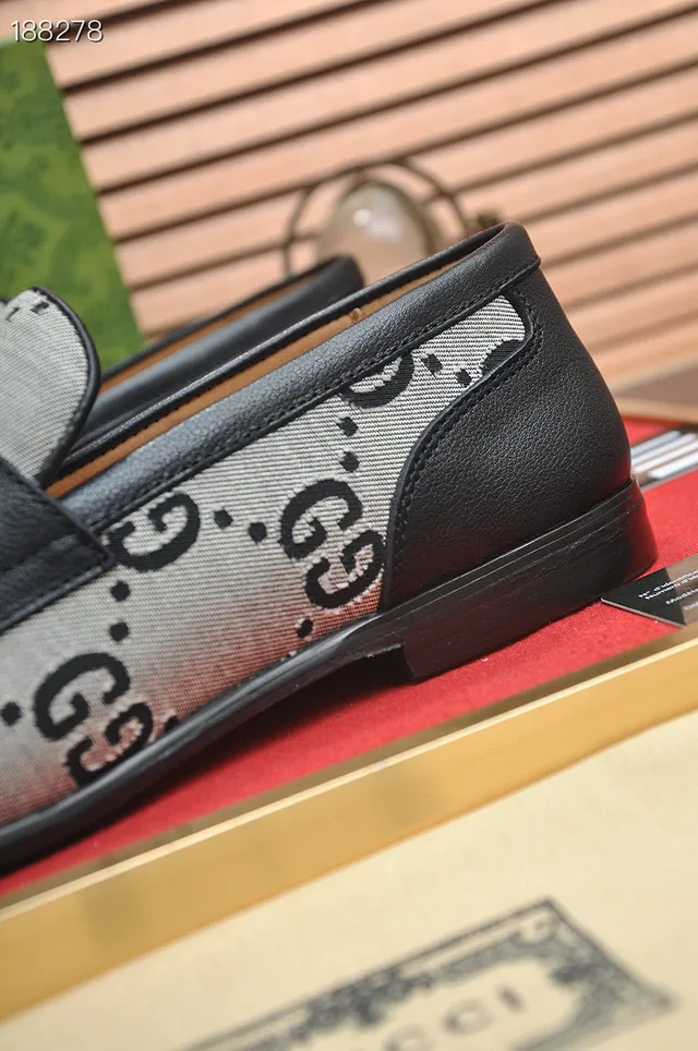 Gucci Horsebit 1955 GG Monogram Canvas লুফার্স 4