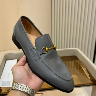 Gucci Horsebit 1955 ग्रे चमड़े का लोफर