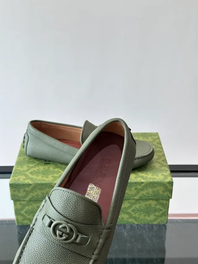 Gucci Horsebit 1955 Vert Beige Cuir Grainé Boucle Loafer 3