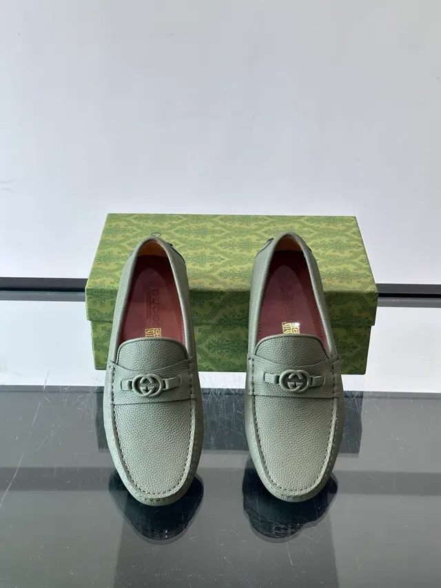 Gucci Horsebit 1955 Vert Beige Cuir Grainé Boucle Loafer 4