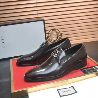 Gucci Horsebit 1955 लियोपार्ड प्रिंट पेटेंट लूफर्स