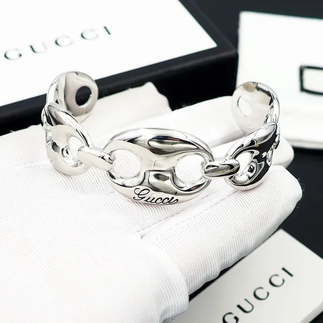 Gucci Horsebit 1955 مصقول بلون فضي حلقات بيضاوية متشابكة سوار كوف 3