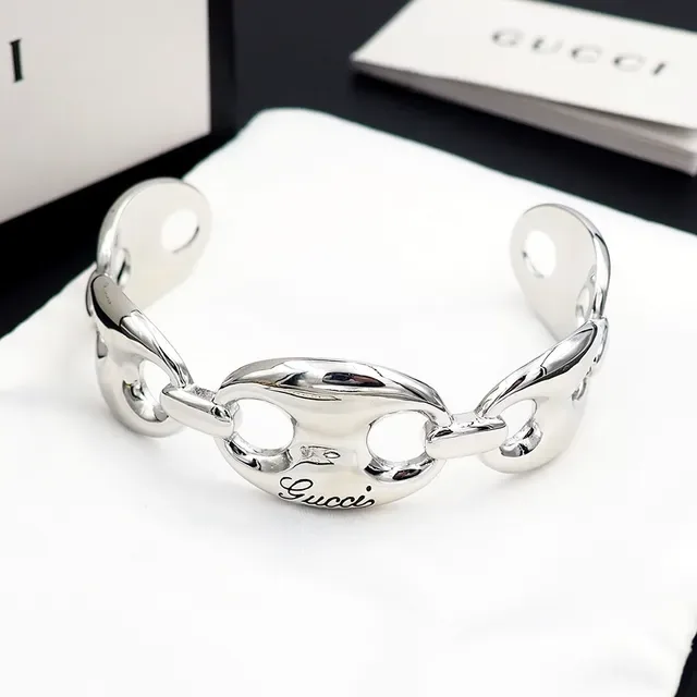 Gucci Horsebit 1955 مصقول بلون فضي حلقات بيضاوية متشابكة سوار كوف 4