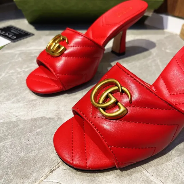 Gucci Horsebit 1955 Sandálias Mule Casual de Couro Acolchoado Vermelho 3