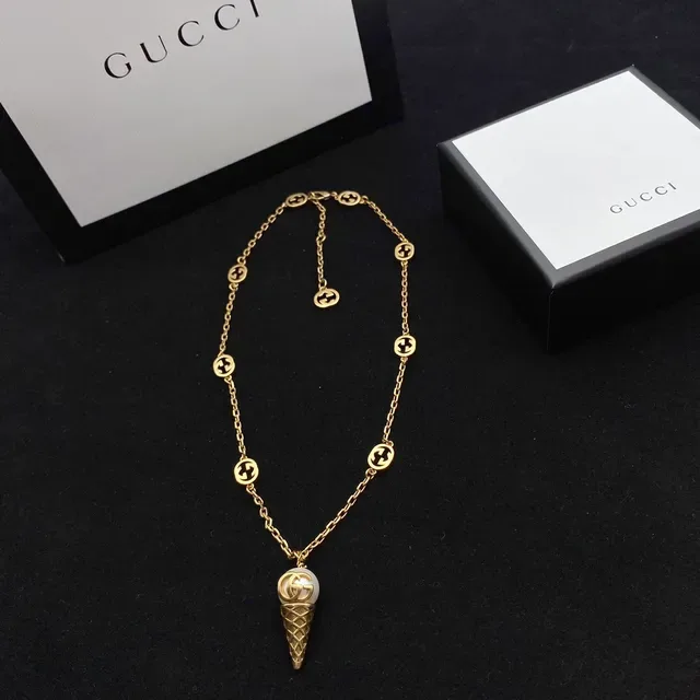 Gucci Ice Cream Cone Pendant Gold-Tone Chain Necklace 4