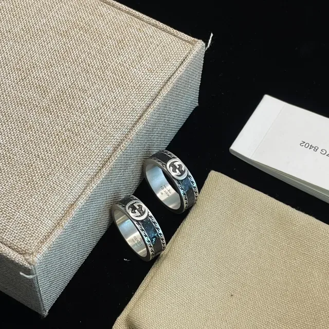 Gucci Interlocking G Black Enamel Silver-Tone Rings 5