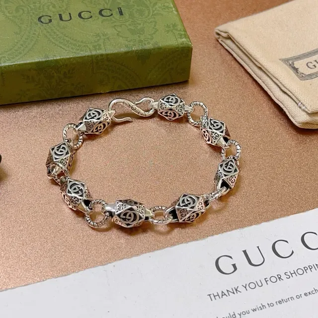 Gucci Interlocking G Geometric Link Bracelet 3