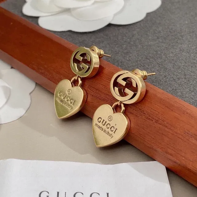 Gucci Interlocking G Heart Charm Gold-Tone Earrings 7