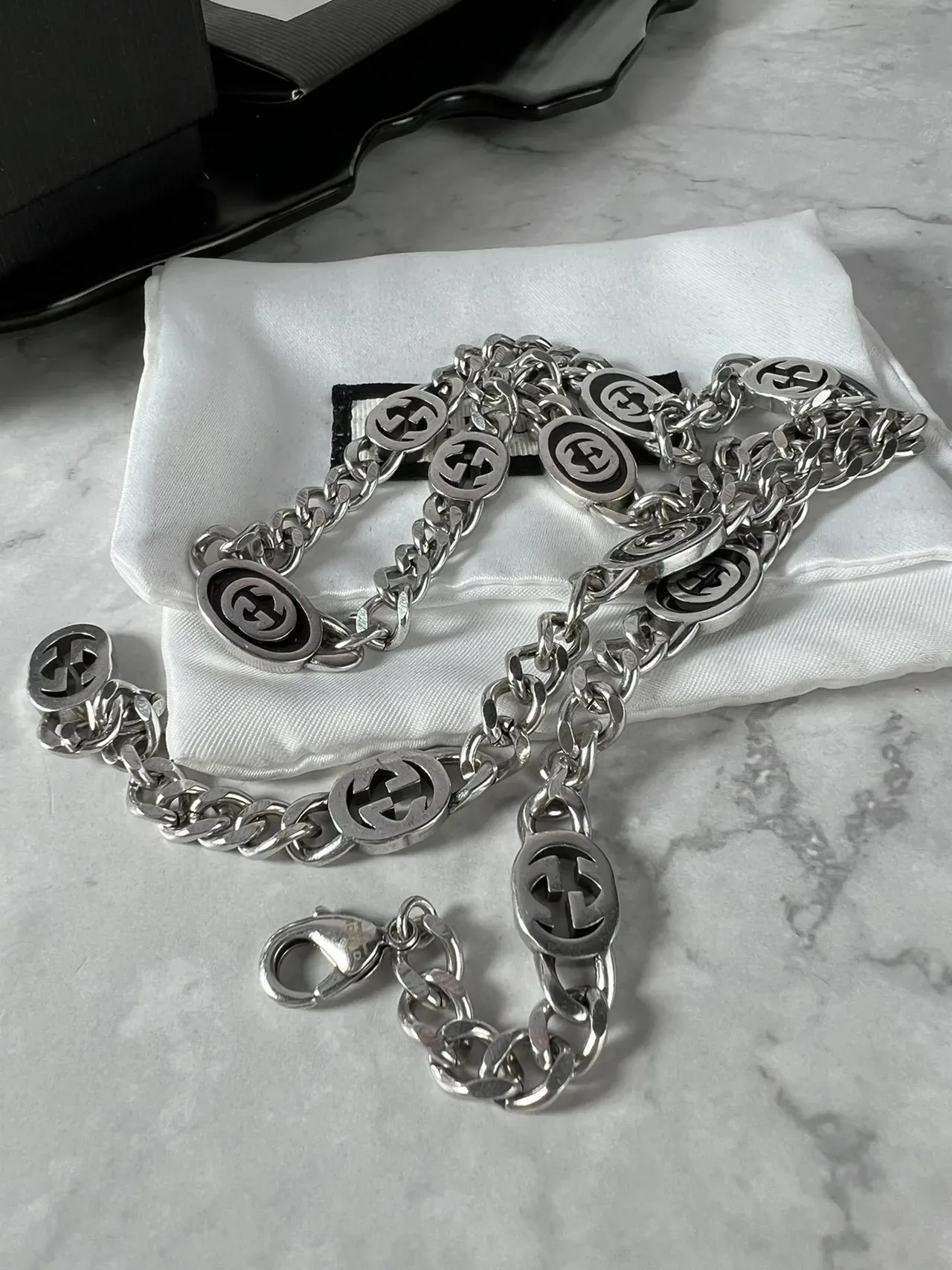 Gucci Interlocking G Logo Chain Necklace 4