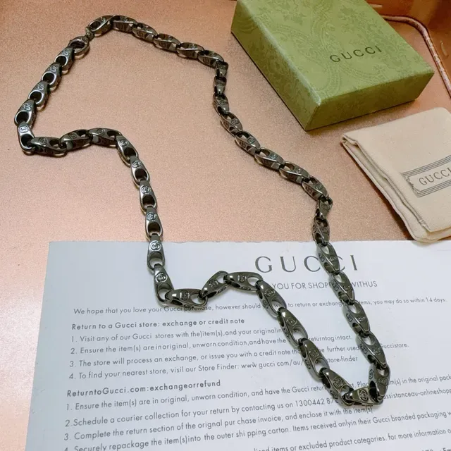 Gucci Interlocking G Oval-Link Gunmetal and Silver Necklace 2