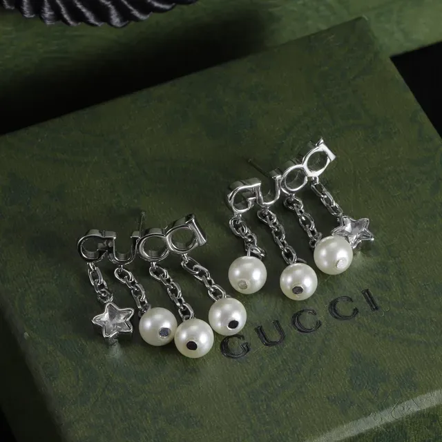Gucci Logo Charm Chain Pearl Star Dangle Earrings 4