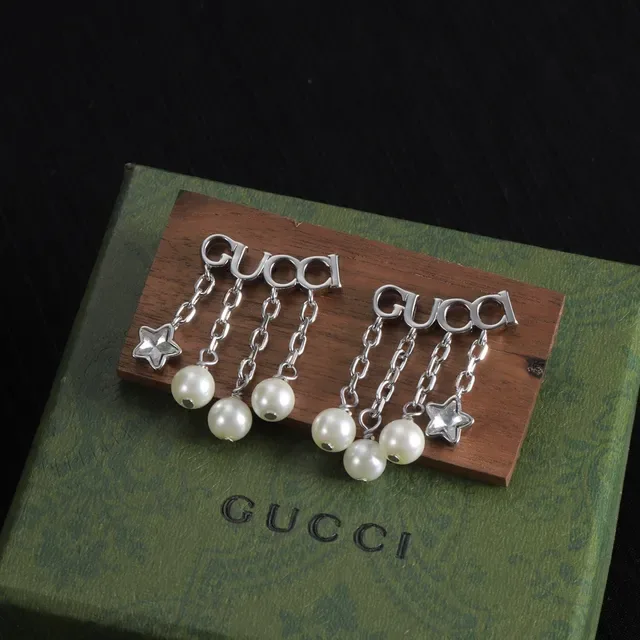 Gucci Logo Charm Chain Pearl Star Dangle Earrings 5