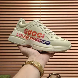 Gucci Love Parade حذاء رياضي كريمي متعدد الألوان جرافيكي كبير الحجم