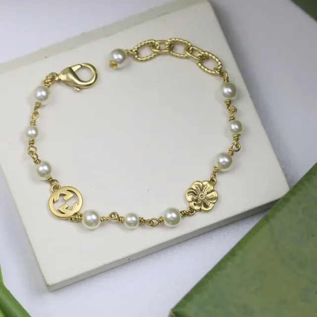 Gucci Pearl and Interlocking G Floral Charm Bracelet 5