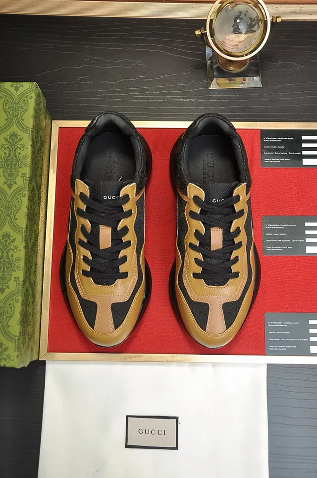 Gucci Rhyton কালো এবং ট্যান GG মনোগ্রাম চাংক স্নিকার 3
