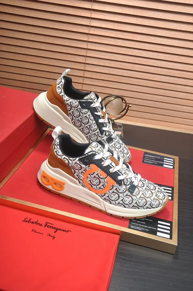 Gucci Rhyton Monogram Beige Orange Lifestyle Sneakers 2