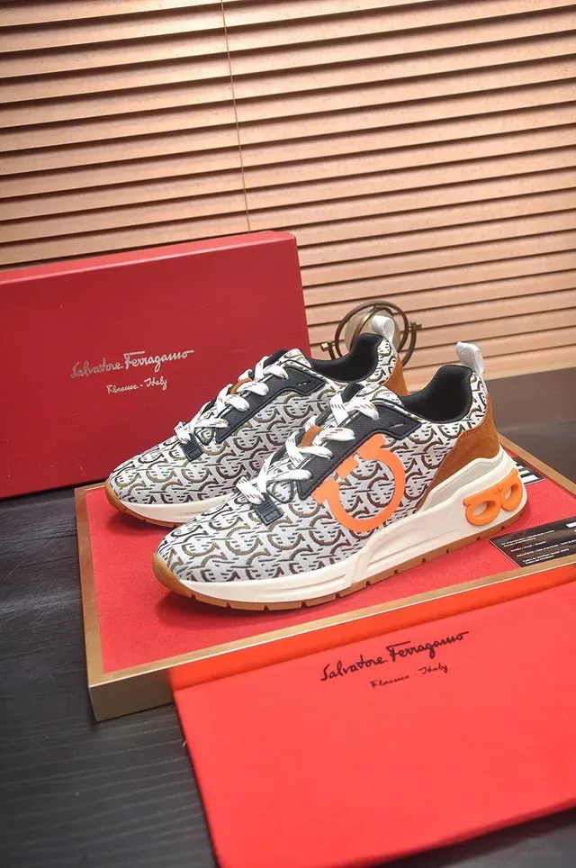 Gucci Rhyton Monogram Beige Orange Lifestyle Sneakers 5