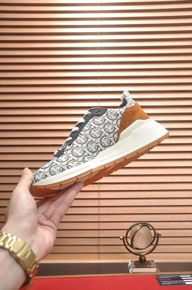 Gucci Rhyton Monogram Beige Orange Lifestyle Sneakers 6