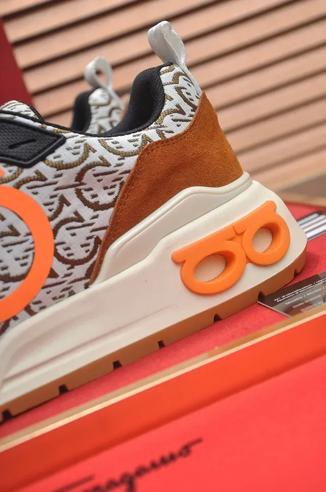 Gucci Rhyton Monogram Beige Orange Lifestyle Sneakers 9