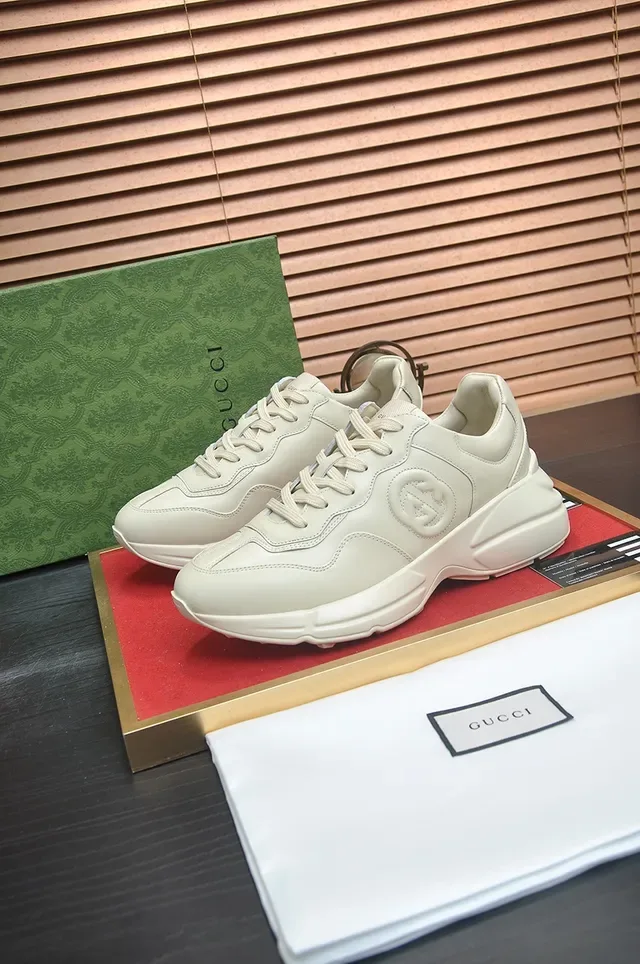 Gucci Rhyton Off-White Leather Chunky Sneakers 3