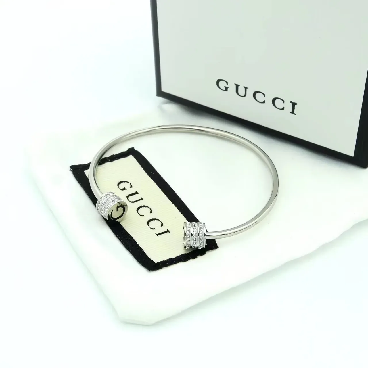 Gucci Bangle G-Logo Cristal Giratório Ouro Prata Barril Aberto 3