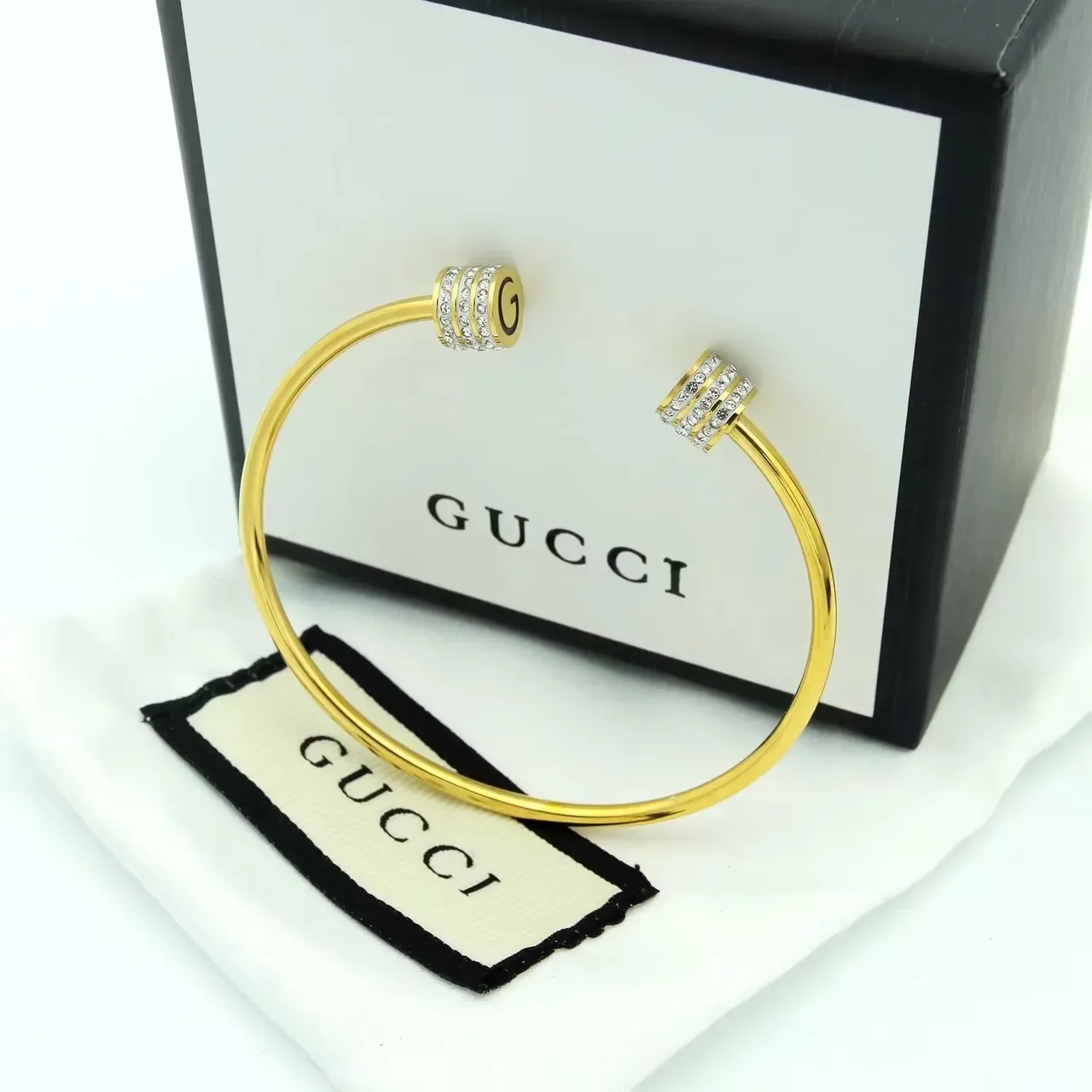 Gucci Bangle G-Logo Cristal Giratório Ouro Prata Barril Aberto 8