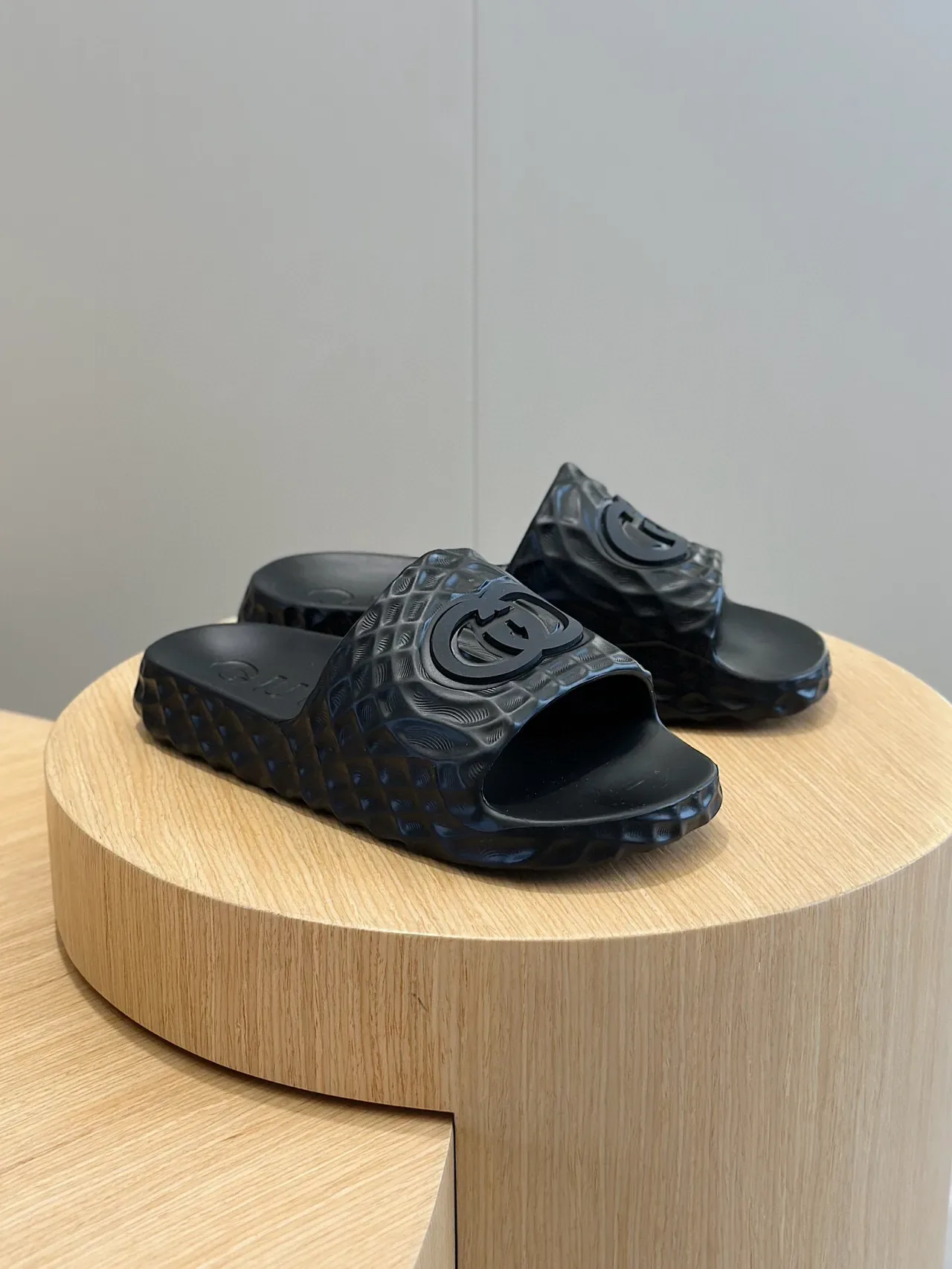 Gucci Screener Black Molded Rubber Slippers 3