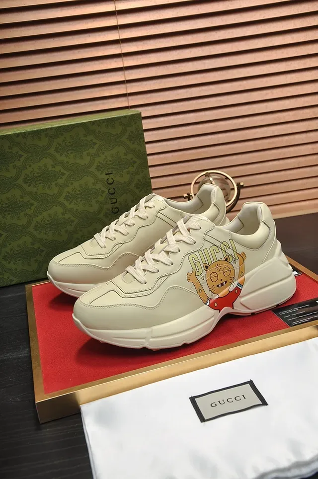 Gucci Screener Cream Leather Graphic Cartoon Lifestyle Sneakers 4