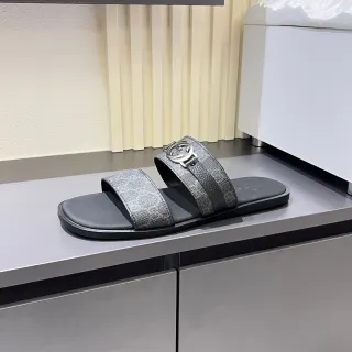 Gucci Screener GG Monogram Black Gray चप्पल