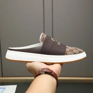 Gucci Screener GG Monogram 棕色和米色 后空乐福鞋