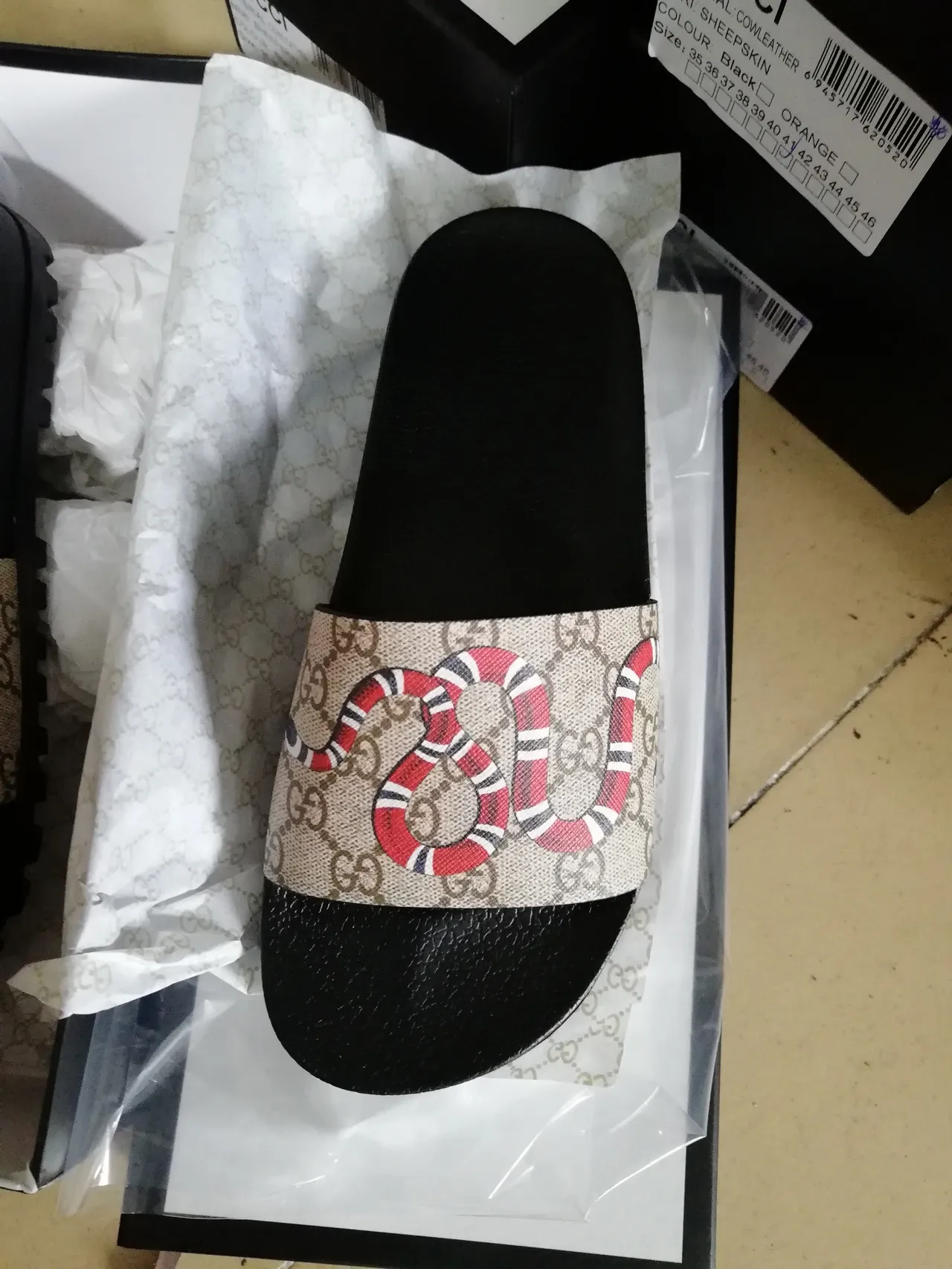 Gucci Screener Kingsnake Print Beige Noir Pantoufles 3
