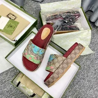 Gucci Screener Multicolor Red Embroidered Tiger-and-Peacock Motif GG Monogram Canvas Strap Slippers